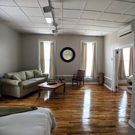Coudersport Hotel Crittenden מראה חיצוני תמונה